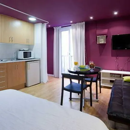Apartmán Colon 3000 *